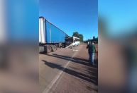 Estudantes ficam feridos após ônibus colidir com caminhão no Pará