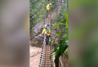 Chuva no RS: Bombeiros resgatam crianças ilhadas na Serra Gaúcha