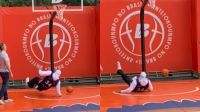 Giannis Antetokounmpo leva tombo durante inauguração de quadra no Rio