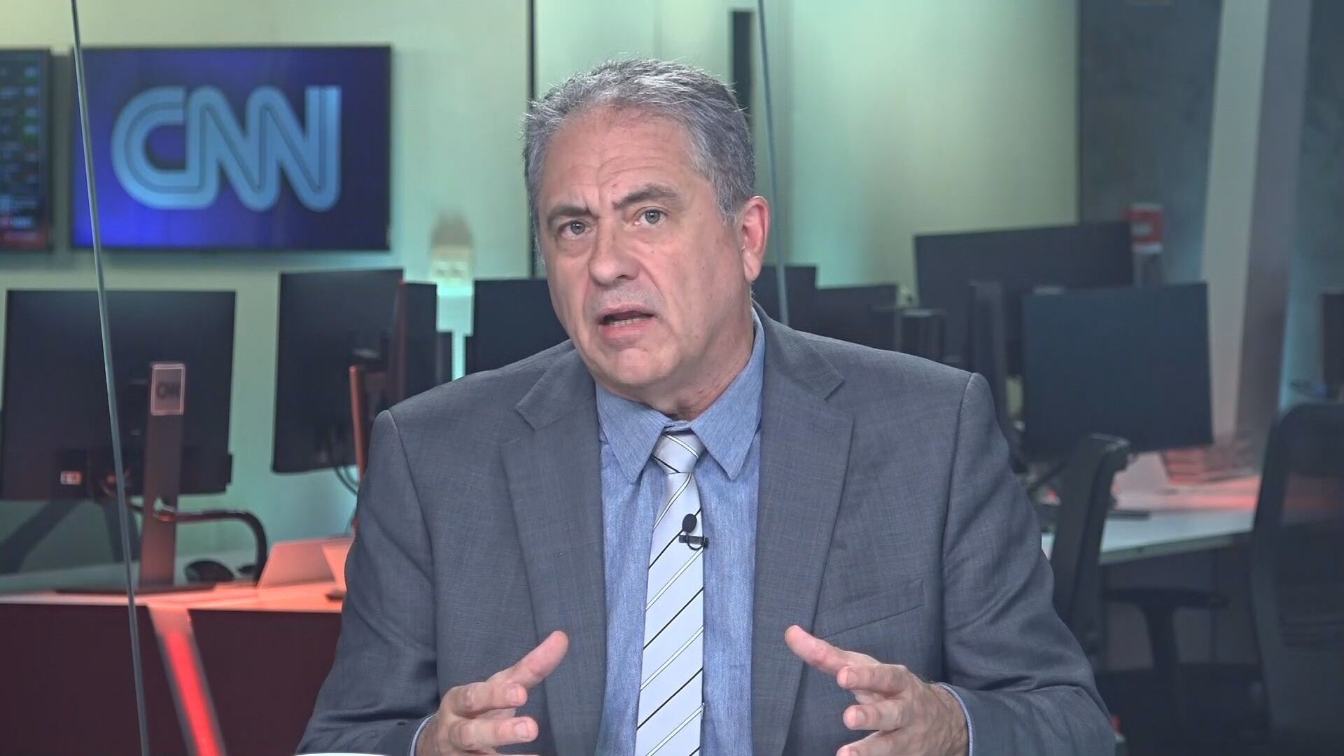 Carlos Zarattini