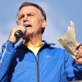 Bolsonaro posta versículo bíblico após Trump anunciar tarifa