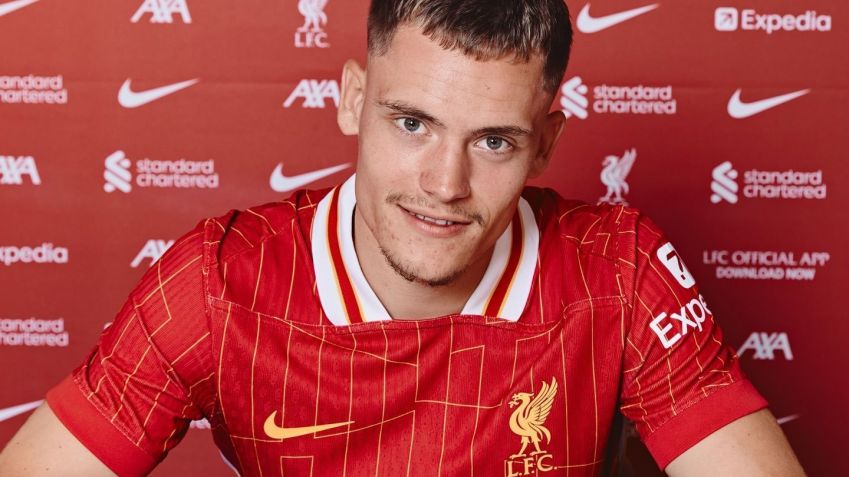 Florian Wirtz quando foi anunciado pelo Liverpool • Divulgação/Liverpool