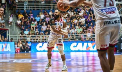 Franca iguala Flamengo e conquista o tetracampeonato do NBB