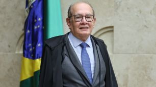 Auditor da Receita diz ter acessado dados de enteada de Gilmar Mendes por engano