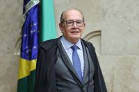 Parada LGBT+ é símbolo de resistência e reafirma valores, diz Gilmar Mendes