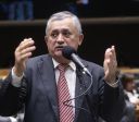 Líderes do governo buscam solução para déficit do IOF e ameaçam cortes