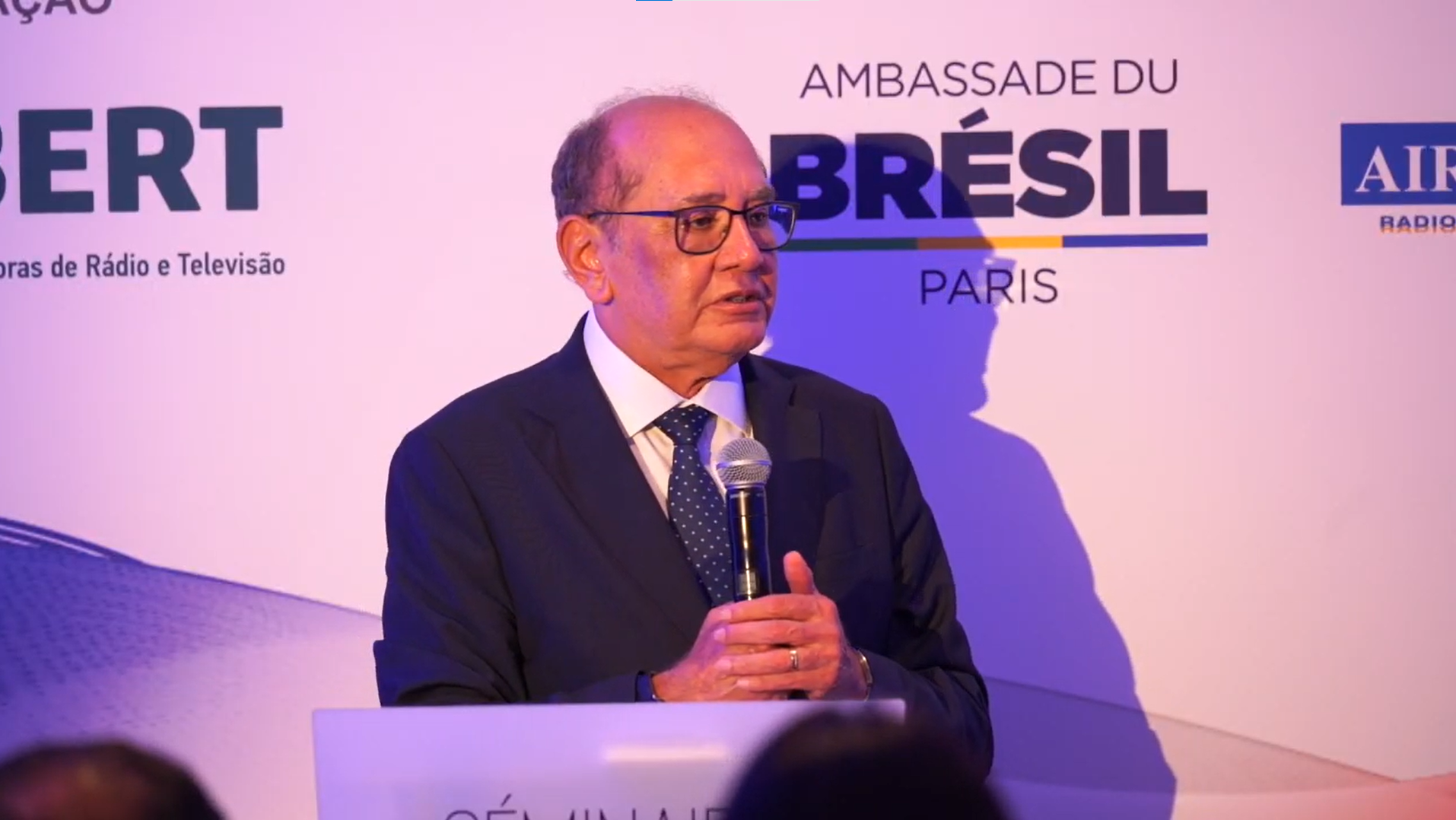 Gilmar Mendes, ministro do Supremo Tribunal Federal (STF), em Seminário Franco-Brasileiro de Rádio e Televisão, realizado na Embaixada do Brasil em Paris, na França