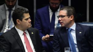 Governo insiste em decreto do IOF em reunião com Hugo e Alcolumbre