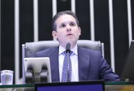 Falas de Hugo acendem alerta na Fazenda sobre resistência do Congresso