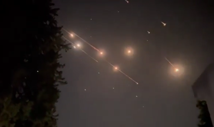 Vídeo: Veja "chuva" de mísseis lançada pelo Irã em ataque contra Israel