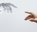 IAs parecendo humanos? Especialista explica como tecnologias são usadas