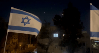 Pelo menos três pessoas morreram por ataques do Irã em Israel, diz fonte
