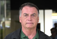 Moraes ordena tornozeleira eletrônica em Bolsonaro; veja medidas