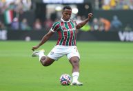 Jhon Arias, do Fluminense, marca golaço "à la Messi" no Mundial; veja