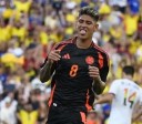 Flamengo abre negociações por meia colombiano para o Mundial