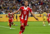 Bayern sofre, vence Boca com gol no final e avança às oitavas do Mundial
