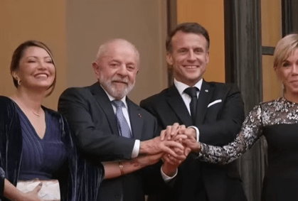 Governo paga R$ 168 mil para show de brasileira em jantar de Lula e Macron