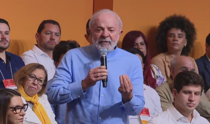 Lula diz que Alckmin é “lição da democracia” e cita aliança “impensável”