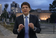 Pré-candidato à Presidência da Colômbia permanece na UTI após cirurgias