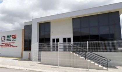 MP denuncia dupla por extorsão a comerciantes no Ceará