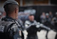 Mulher suspeita de coordenar finanças do PCC é presa em SP