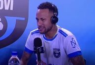 Neymar diz que está no auge há 15 anos e rebate sobre festas e carnavais