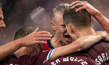 Noruega celebra vitória contra a Itália