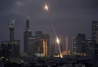 Nova onda de ataques com mísseis contra Israel começou, diz estatal do Irã