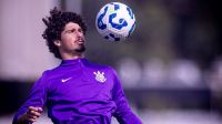 Com promessas, Corinthians define relacionados para enfrentar o Grêmio