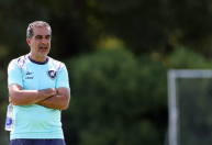 Renato Paiva cita dúvida no time titular do Botafogo contra o Palmeiras