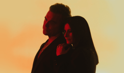 Novo hino da Fifa tem voz de Robbie Williams e estreia no Mundial de Clubes