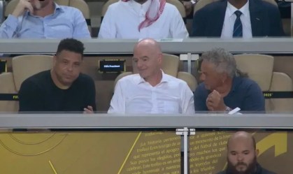 Ronaldo se junta a demais personalidades para abertura do Mundial