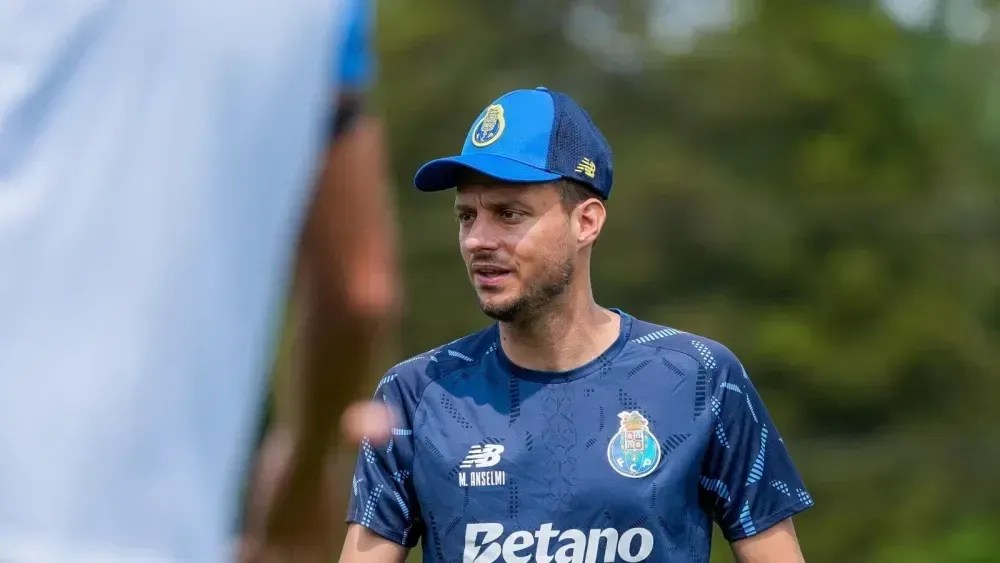 Técnico Martín Anselmi