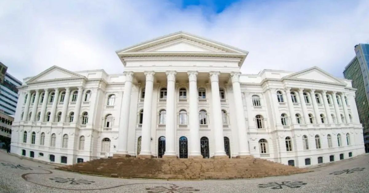 UFPR muda regras do vestibular: cursos terão questões com pesos diferentes