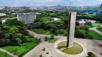 Fuvest encerra nesta sexta (6) inscrições em exame de línguas estrangeiras