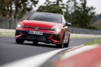 Volkswagen revela Golf GTI Edition 50 mais potente da história; veja