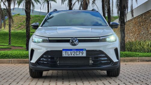 Volkswagen Nivus Highline 2026: versão topo de linha com motor 200TSI