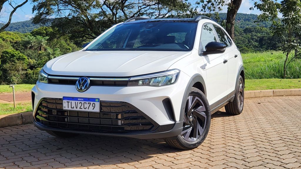 Volkswagen Nivus Highline 2026: versão topo de linha com motor 200TSI
