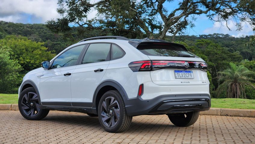 Volkswagen Nivus Highline 2026: versão topo de linha com motor 200TSI • Thiago Ventura/CNN