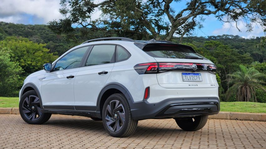 Volkswagen Nivus Highline 2026: versão topo de linha com motor 200TSI • Thiago Ventura/CNN