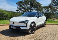 Manutenção de bateria em carros elétricos e híbridos: mitos e cuidados