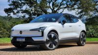 Volvo Car tem prejuízo líquido no 2º tri e retira projeções de 2025 e 2026