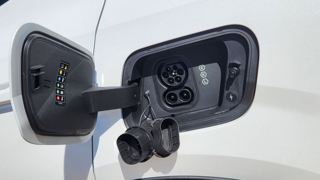 Volvo EX30 Ultra: SUV da marca sueca tem detalhes interessantes