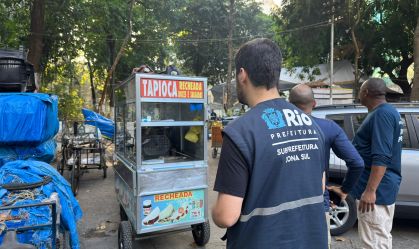 Operação encontra lixo e comida estragada em hospital desativado no Rio