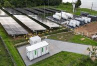 Amazonas: comunidade isolada recebe usina híbrida para geração de energia