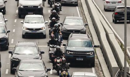 Projeto que obriga autorização municipal para mototáxi é aprovado na Alesp