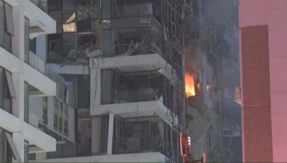 Prédio em Israel atingido por míssil iraniano