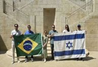 Comitiva do governo do DF segue em Israel e pede apoio para repatriação