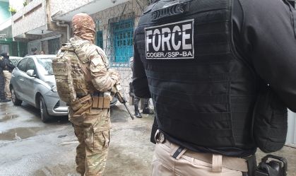 Imagem de destaque do post: PF faz operação contra quadrilha especializada em crimes contra a Caixa