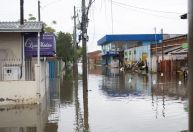 Sobe para 3 o número de mortos por chuvas no RS
